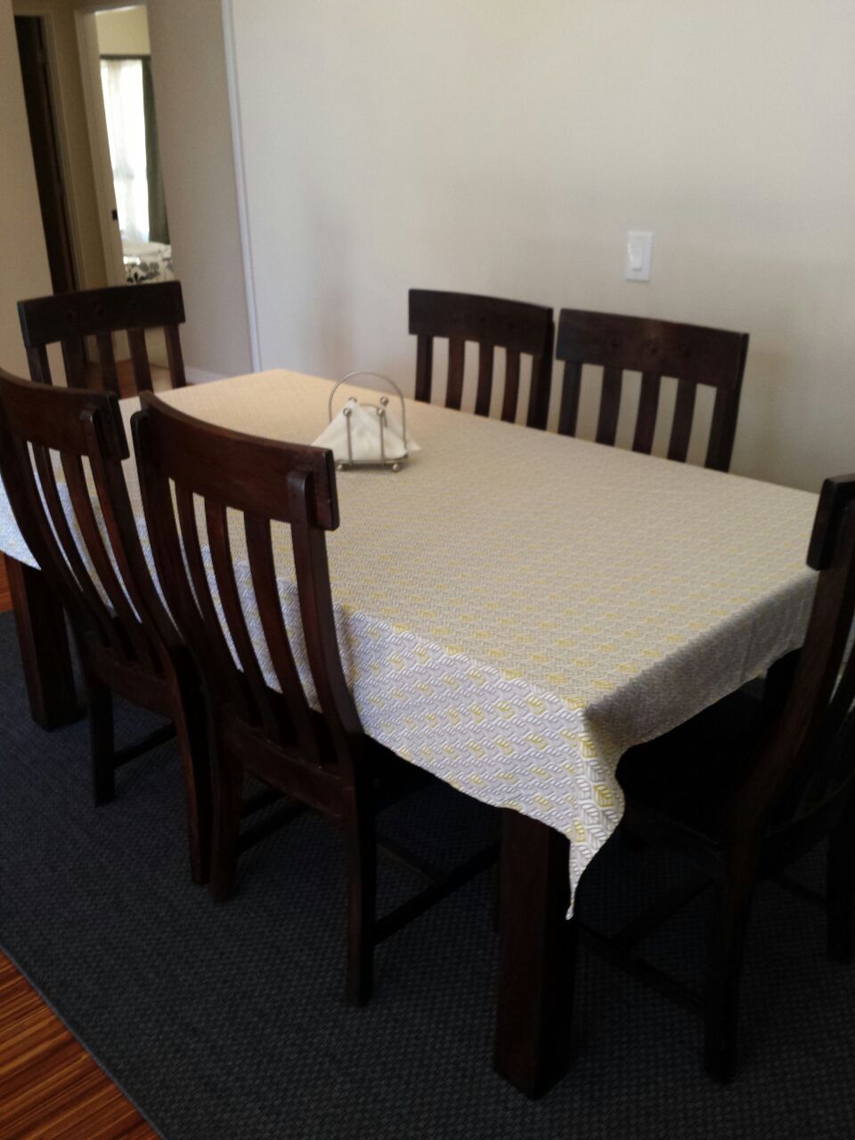 Dinning Room Cleaning